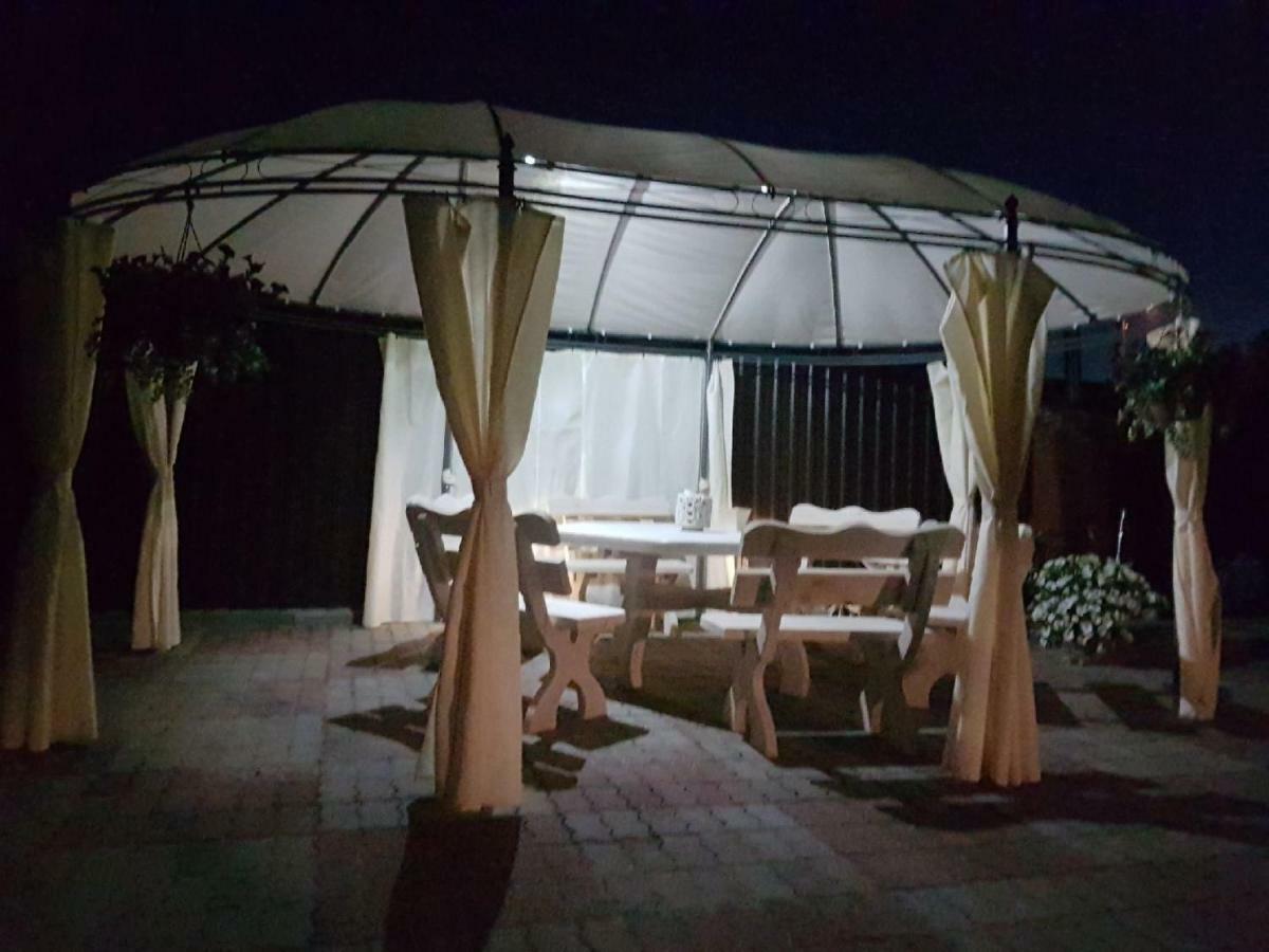 Noclegi Beata Dąbki Exterior photo