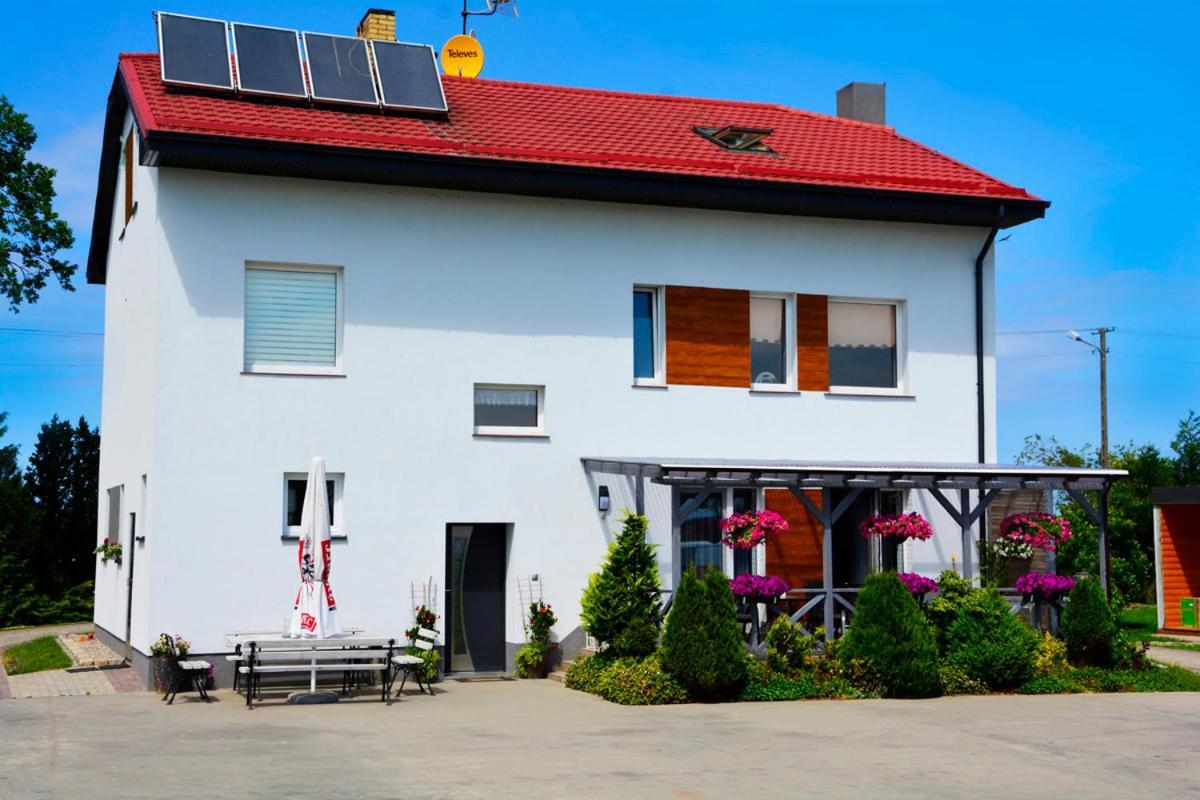 Noclegi Beata Dąbki Exterior photo